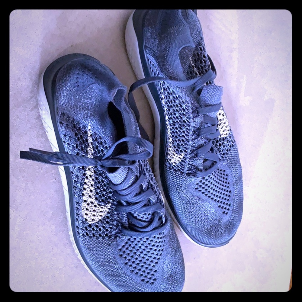Nike fly knit